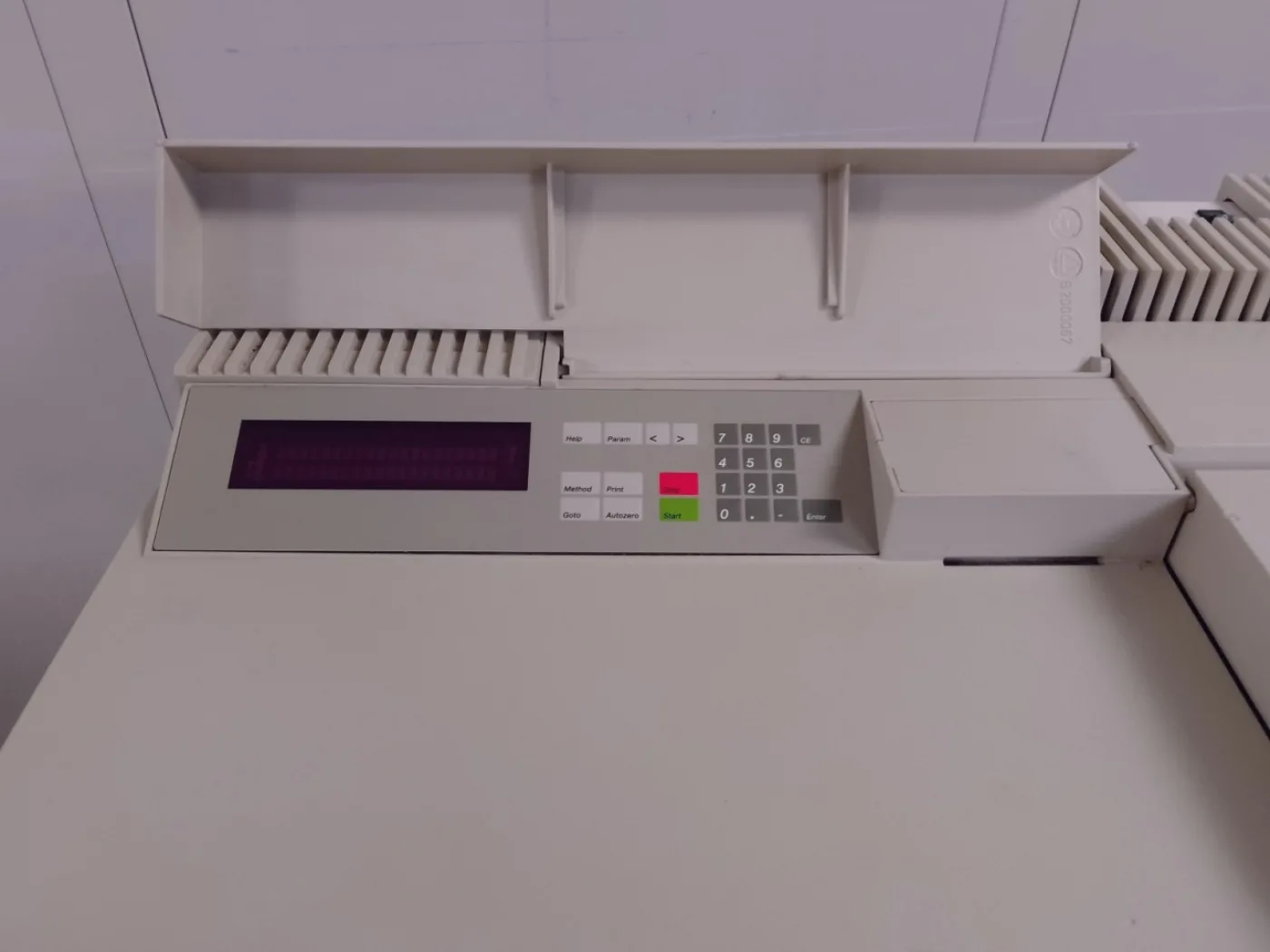 SPETTOMETRO UV-VISIBILE – PERKIN ELMER – MOD. LAMBDA 20 - 4