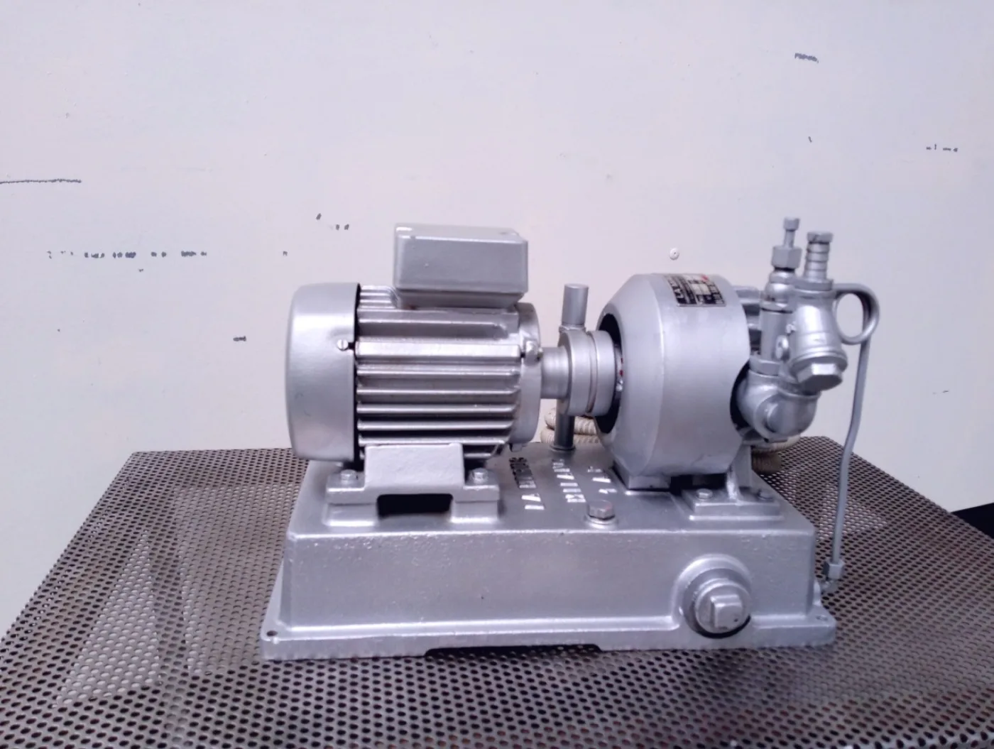 POMPA PER VUOTO – LA MIRUS – MOD.5-80 - 1