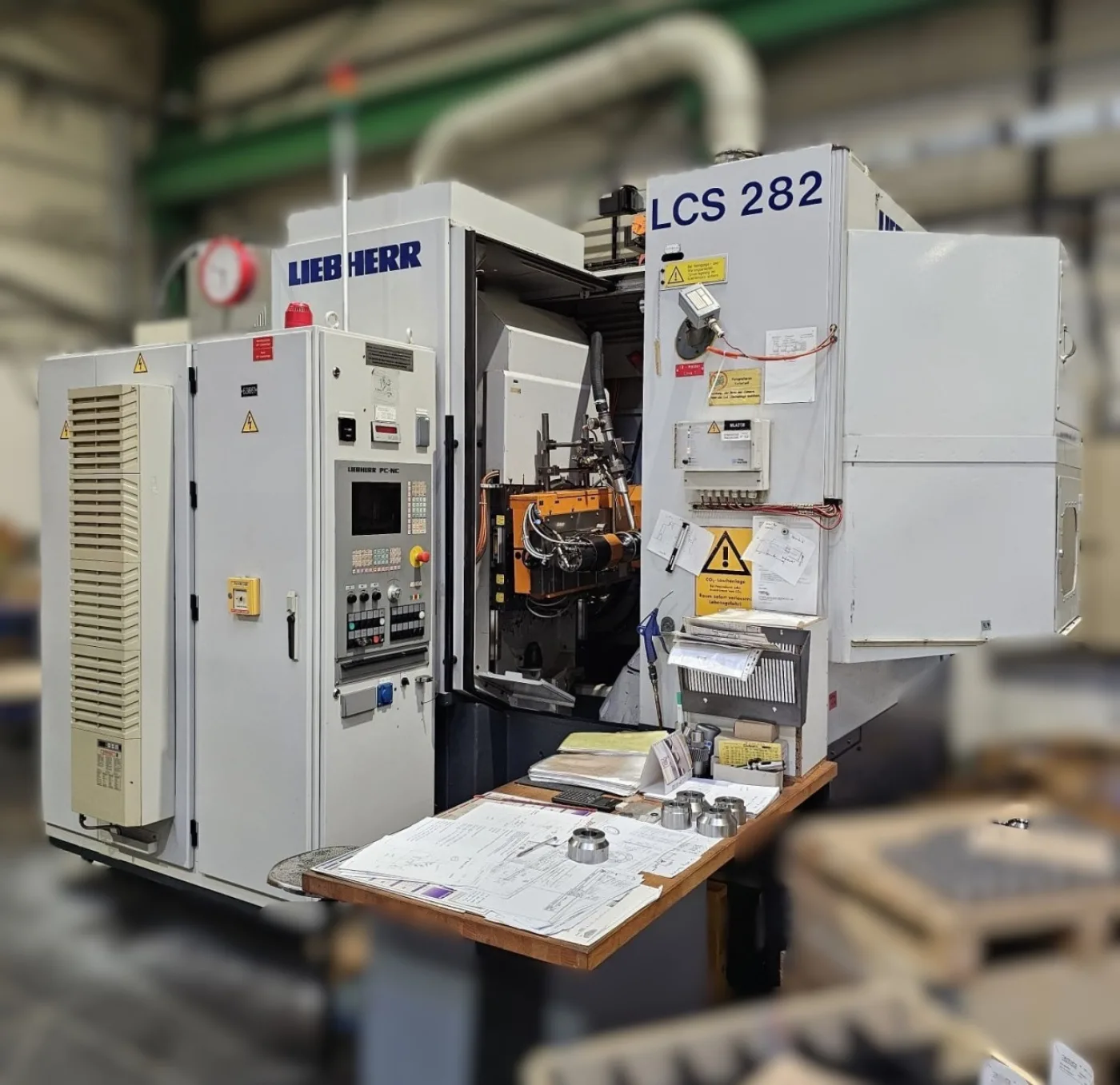 CNC Gear grinding machine – LIEBHERR LCS282 - 1