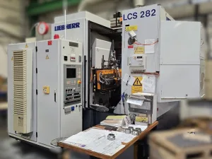 CNC Gear grinding machine – LIEBHERR LCS282