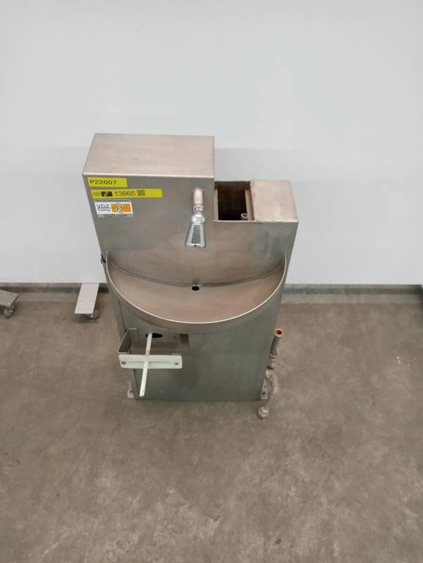 Wash bin - 4