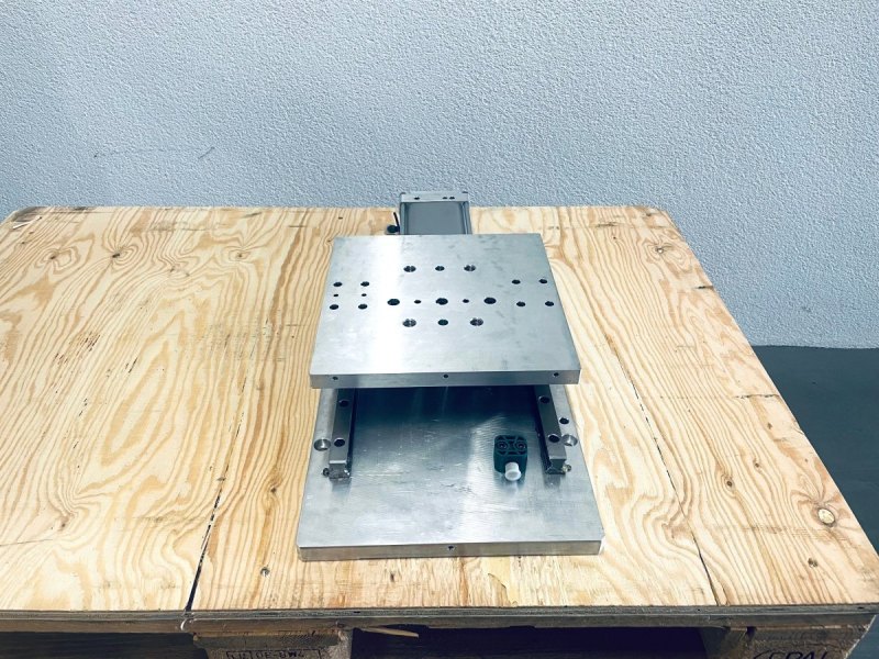 Tünkers Pneumatische Lineareinheit LE100-150 VRL SB T02