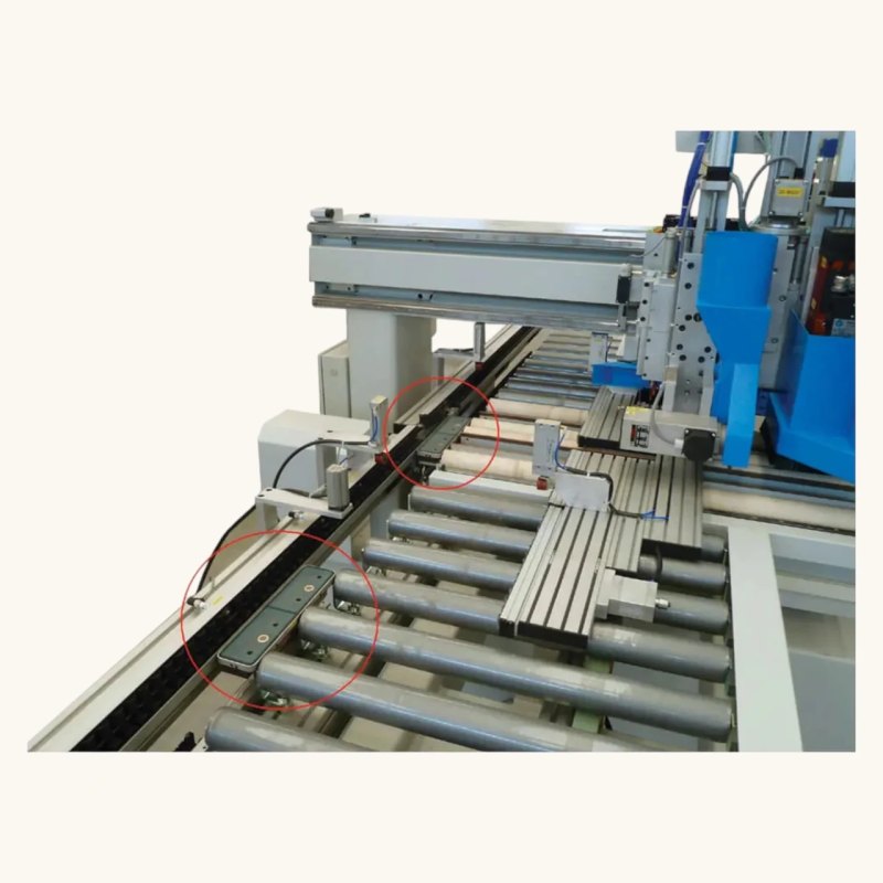 ALBERTI VECTOR CN CNC Vertikalbohrmaschine Fräsmaschine Dübeleintreibmaschine Beschlagsetzmaschine 6-seitig