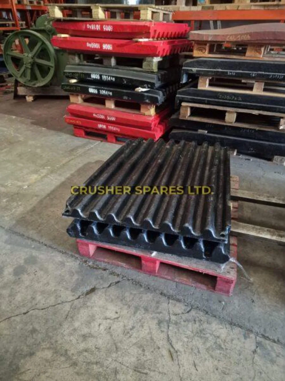 CW017-002 | Fixed Jaw Plate | Powerscreen® R300 / R330 |