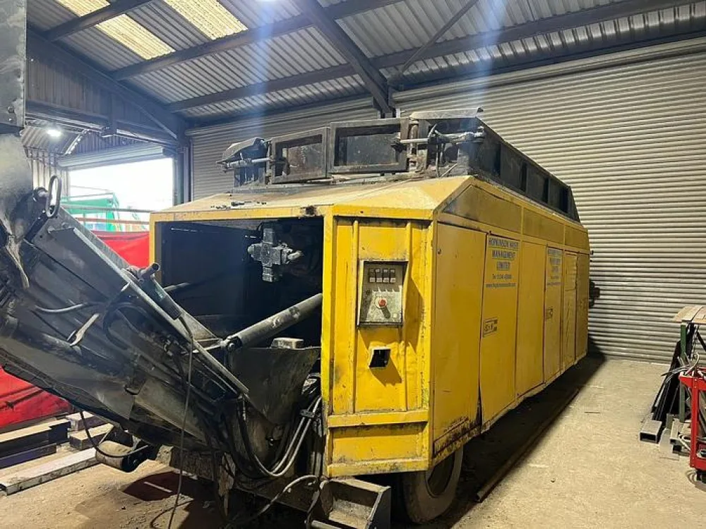 1997 AMB 633 Primary Twin-Shaft Shredder