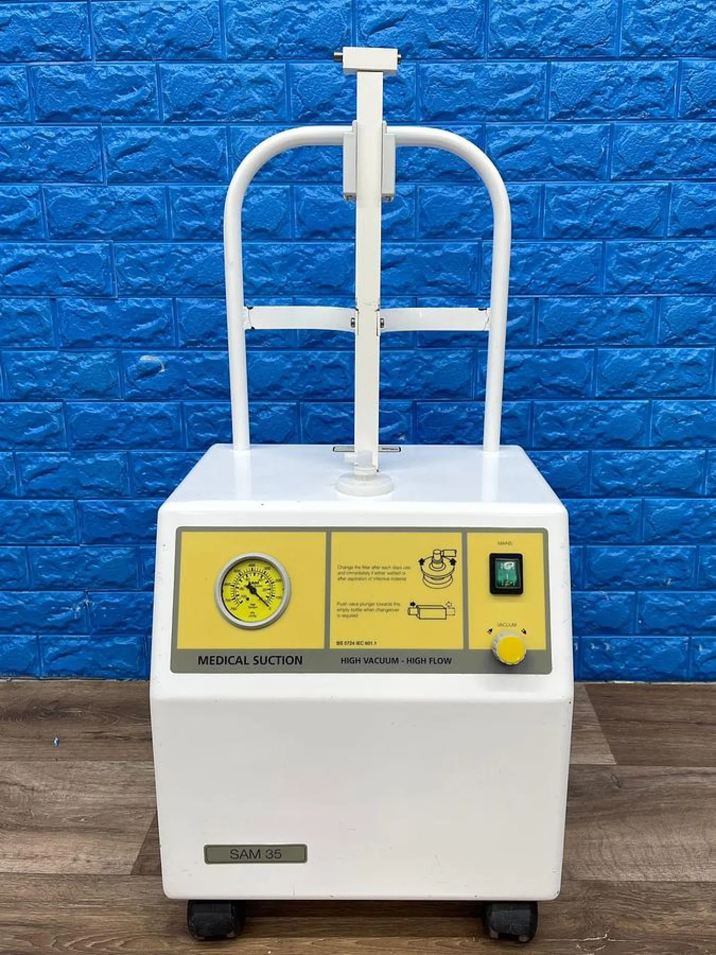 MGE SAM Electric Suction Pump - 3