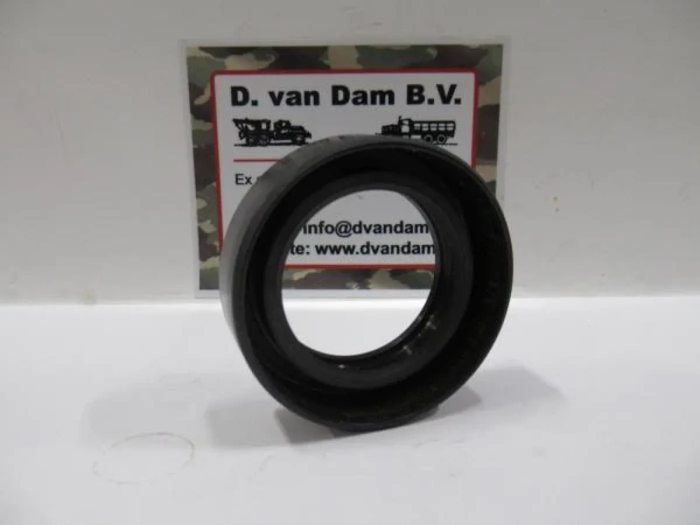 Oliekeerring tussenbak 4X4 ( enkele lip ) - 3