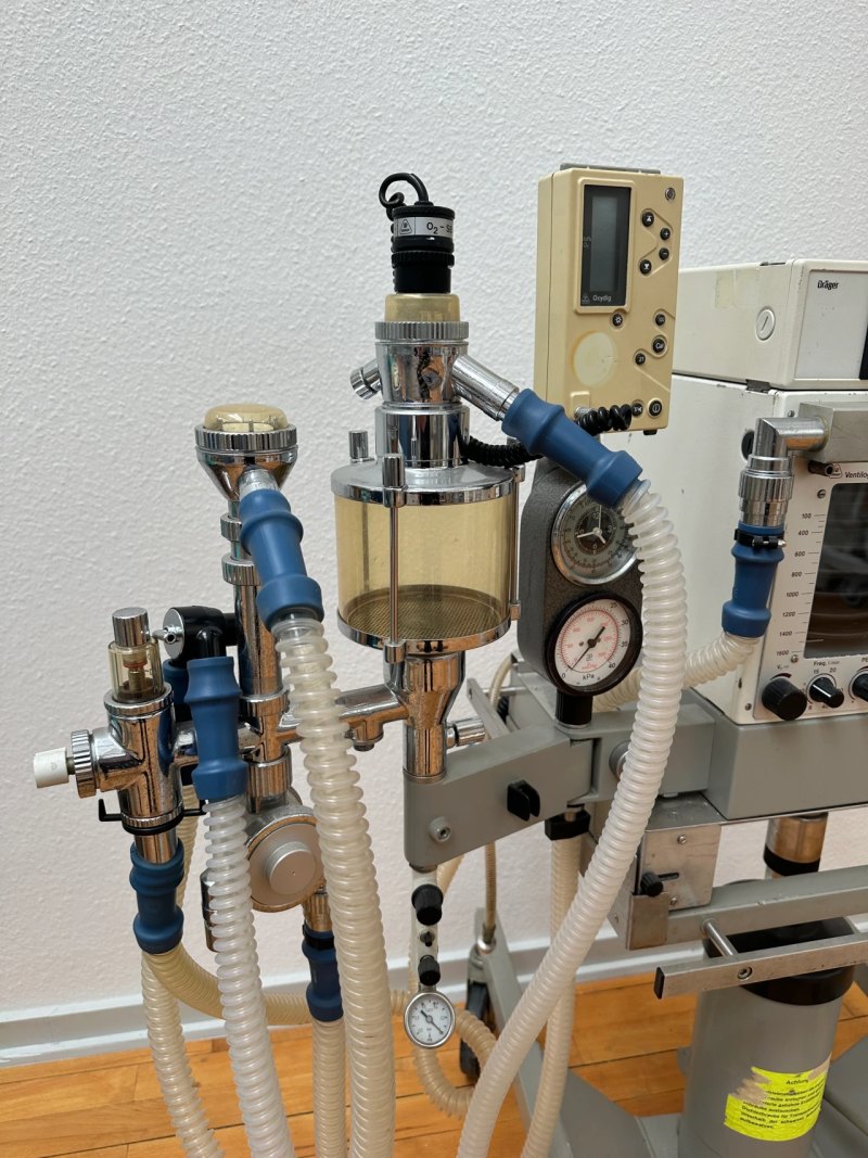 Dräger Sulla 808 VD Narkosebeatmungsgerät