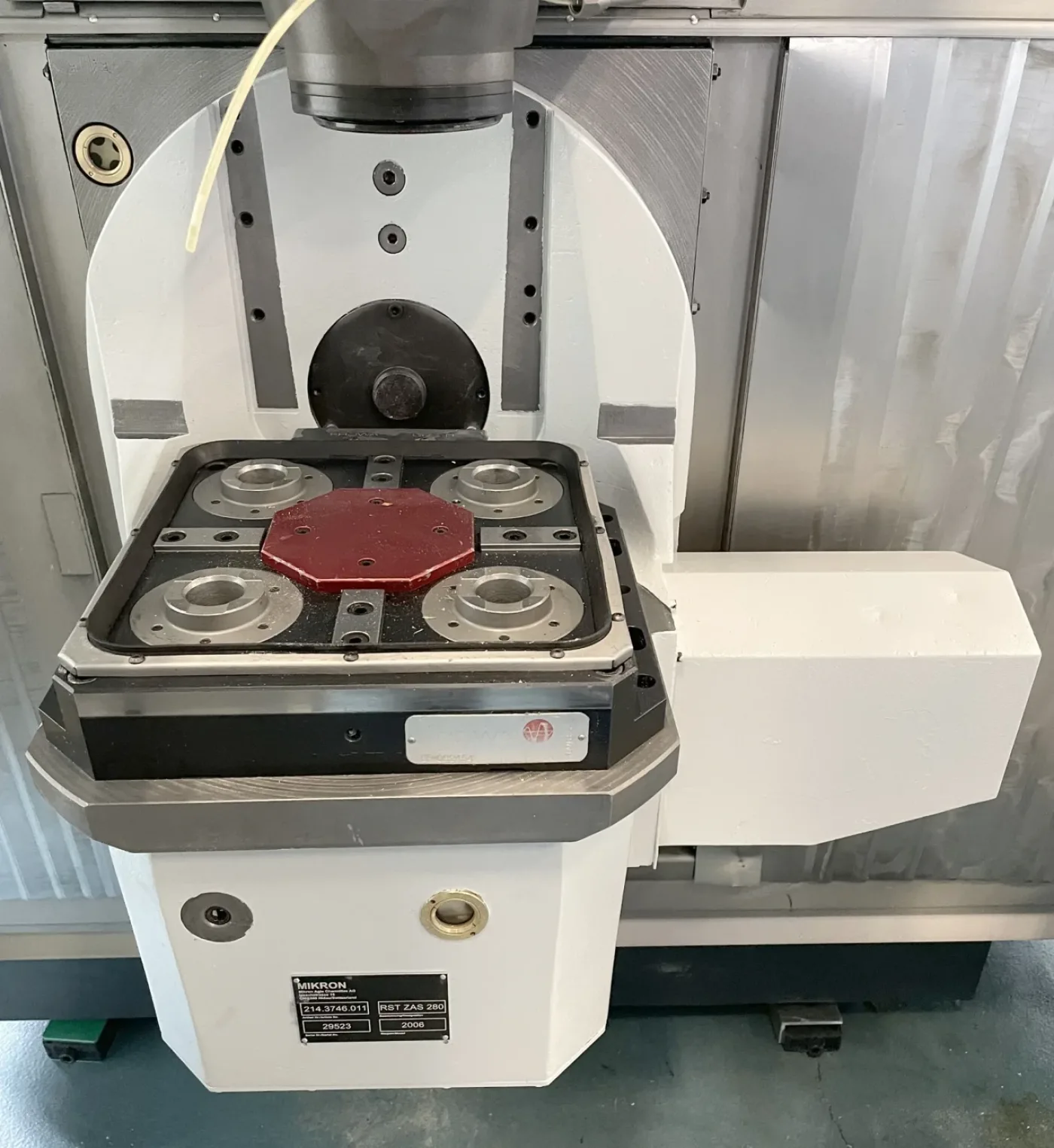 022150 - MIKRON UCP 600 VARIO - 4
