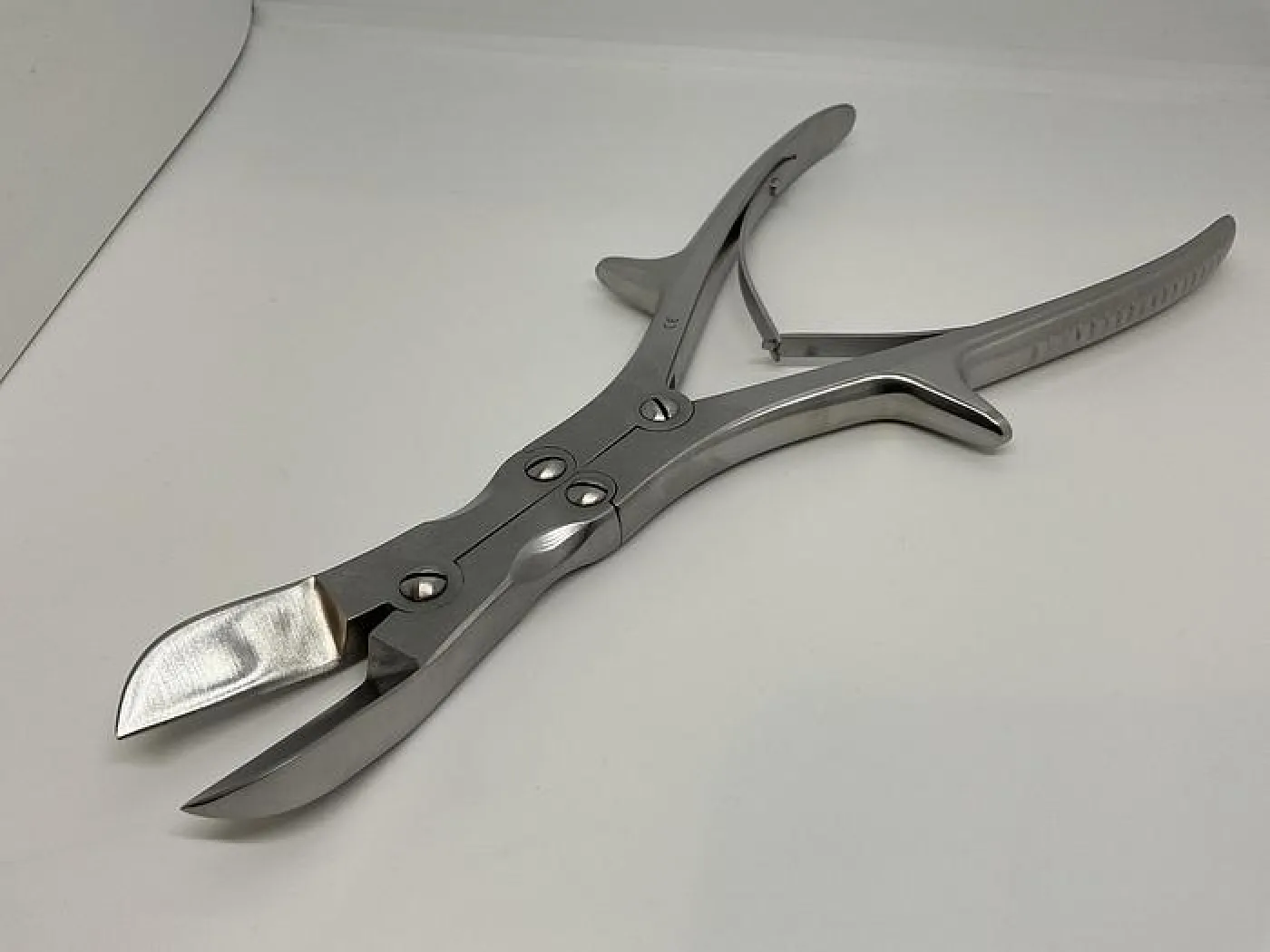 GB Medical Liston Curved 280mm - 1