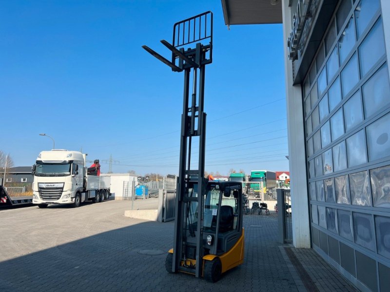 Jungheinrich EFG 218 / Triplex 4.30m / SS / nur 1.738h