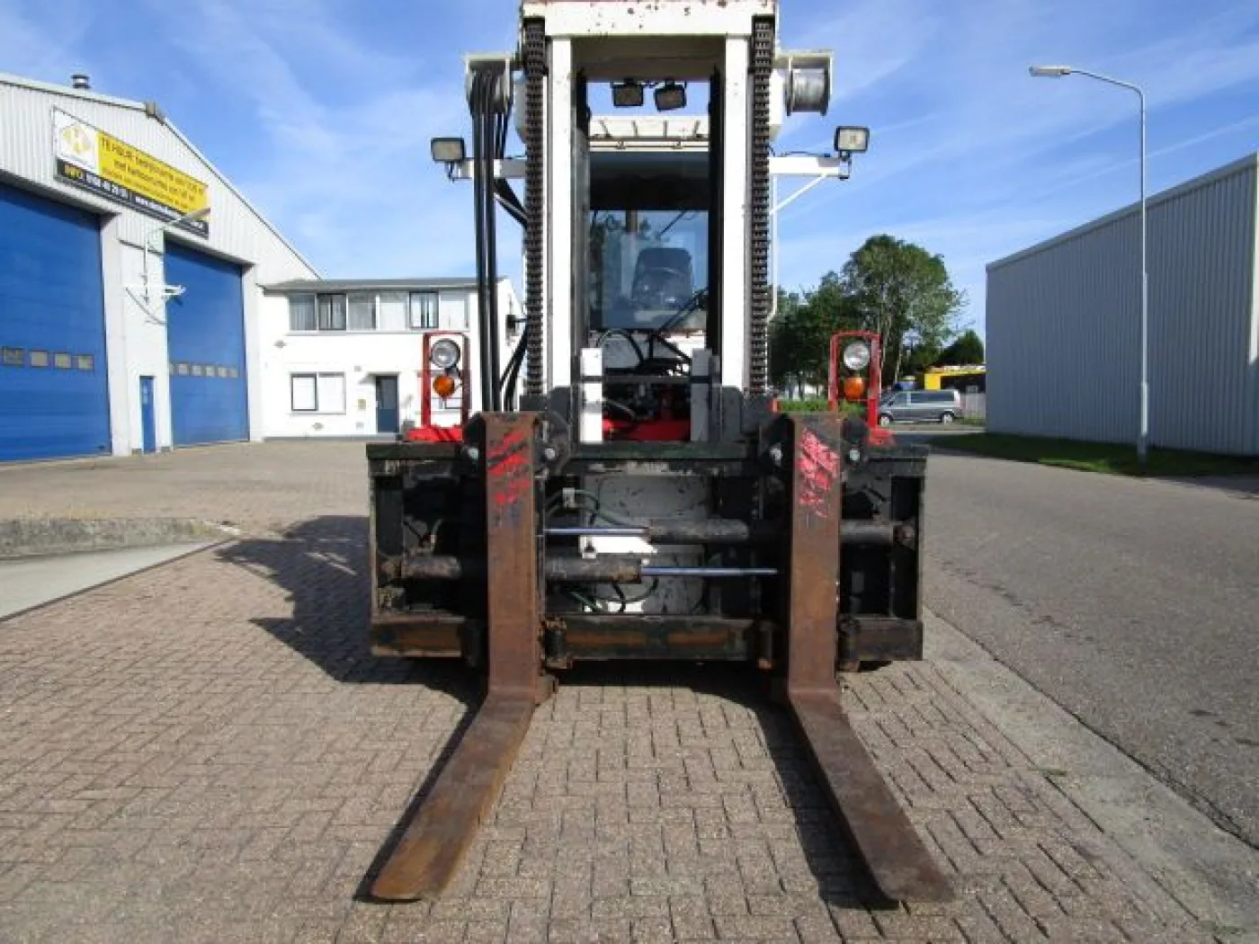 Svetruck 13.6-120 - 5