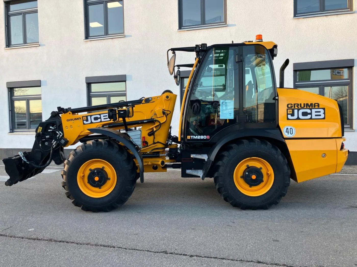 Teleskopradlader JCB TM 280S - 4