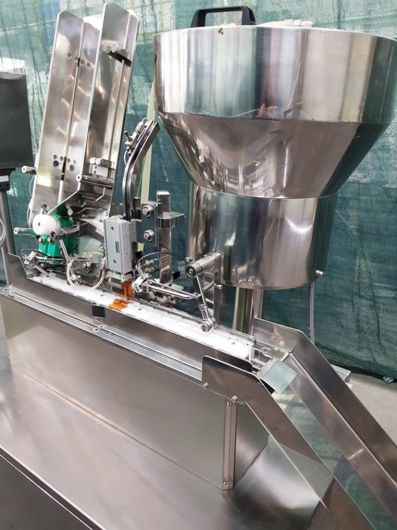 ALIMENTATORE ASSEMBLATORE PER SIRINGHE – COMAS MOD. FGP15