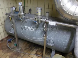 compressed air tank