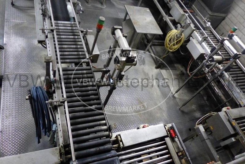 Crate conveyors