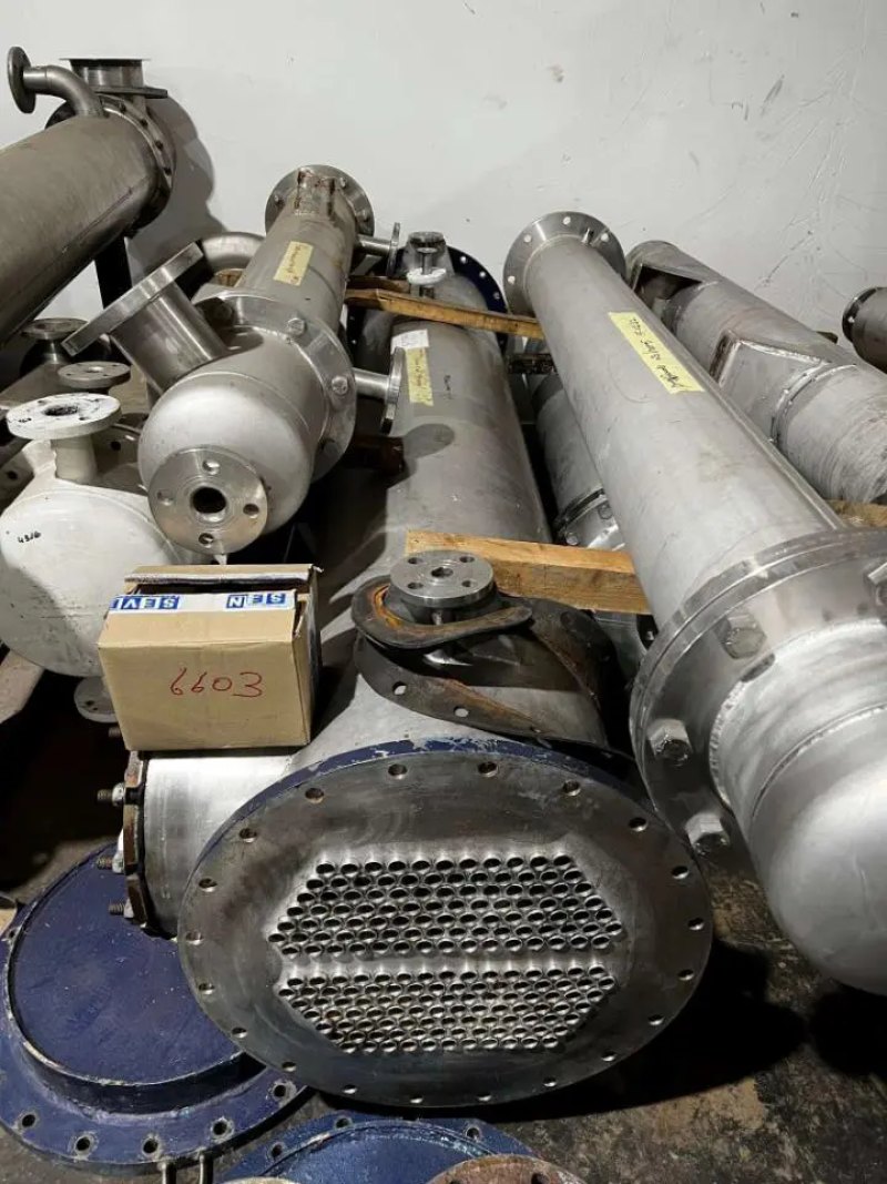 USED STAINLESS STEEL TUBULAR EXCHANGER 32 M2