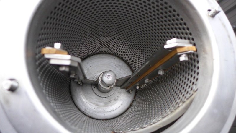Bertuzzi PAP 0532 - Sieve granulator