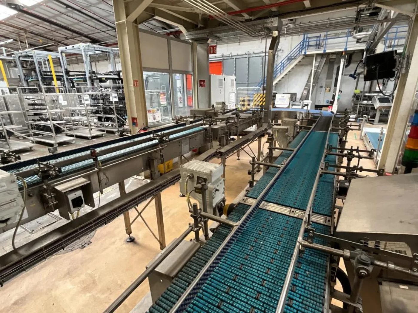 2015 Krones Krones 420mm Convoyeur Belt from Case Packer to Palletiser - Line 5 - 5