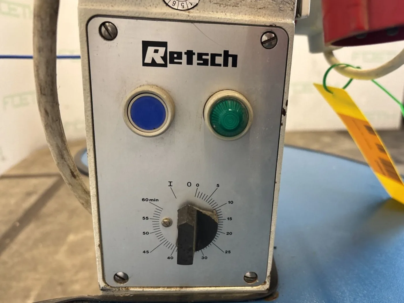 Retsch Haan TM 1 Tangential Mill - Roll breaker - 2