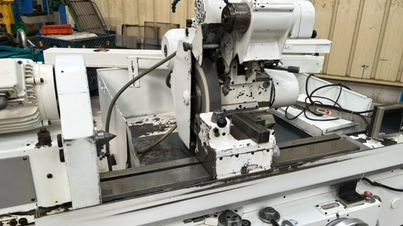 Cylindrical Grinding Machine – STUDER S30 - 2