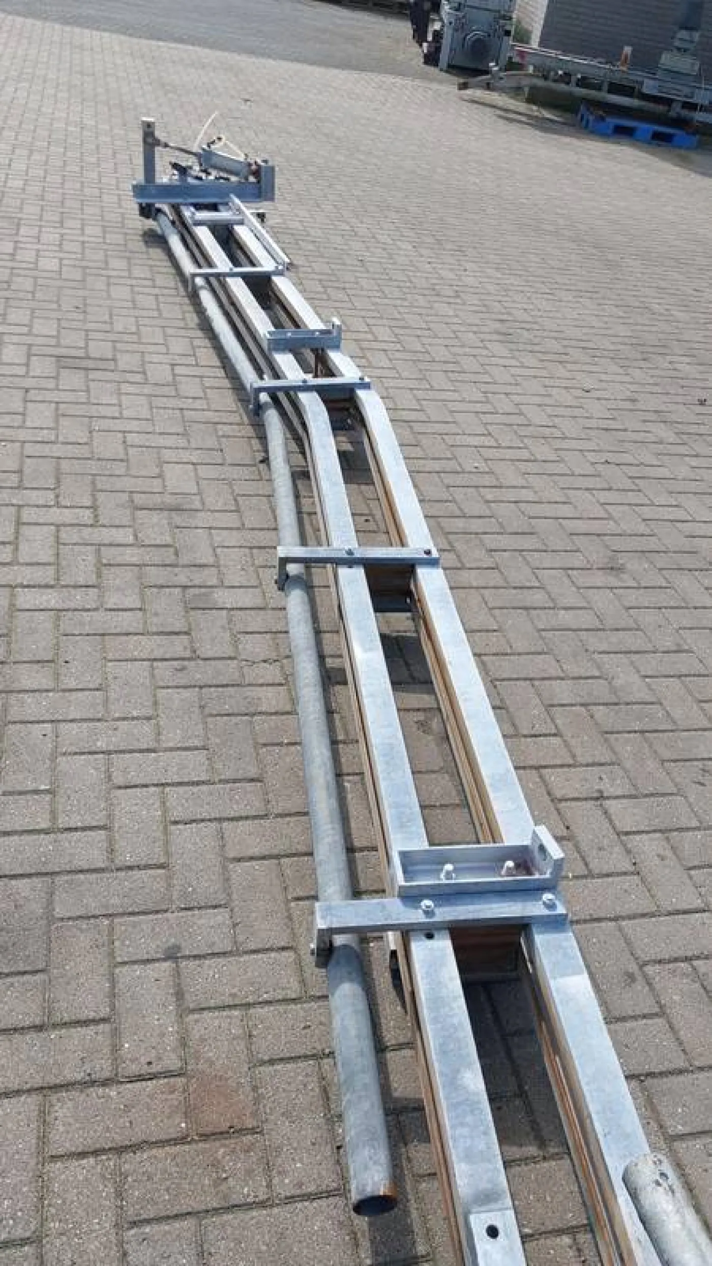 Conveyor for organs + heads lift - 3