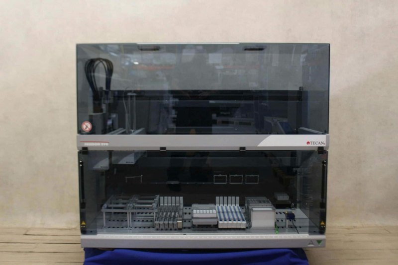 Tecan Freedom EVO 150 Pipetteerrobot
