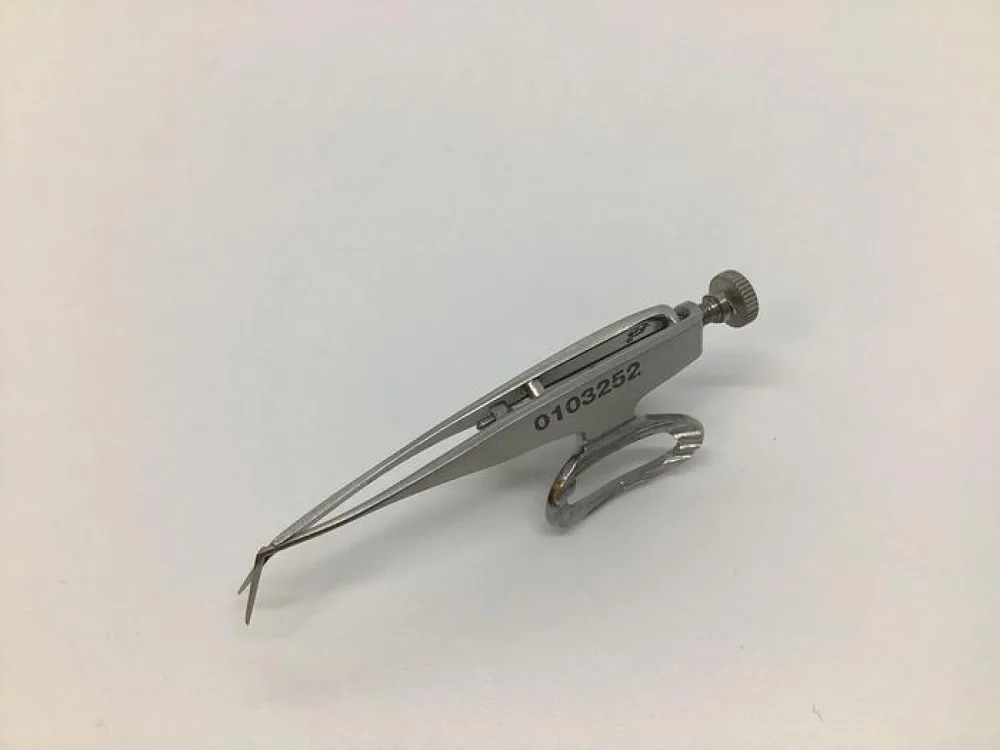 Weiss 0103252
