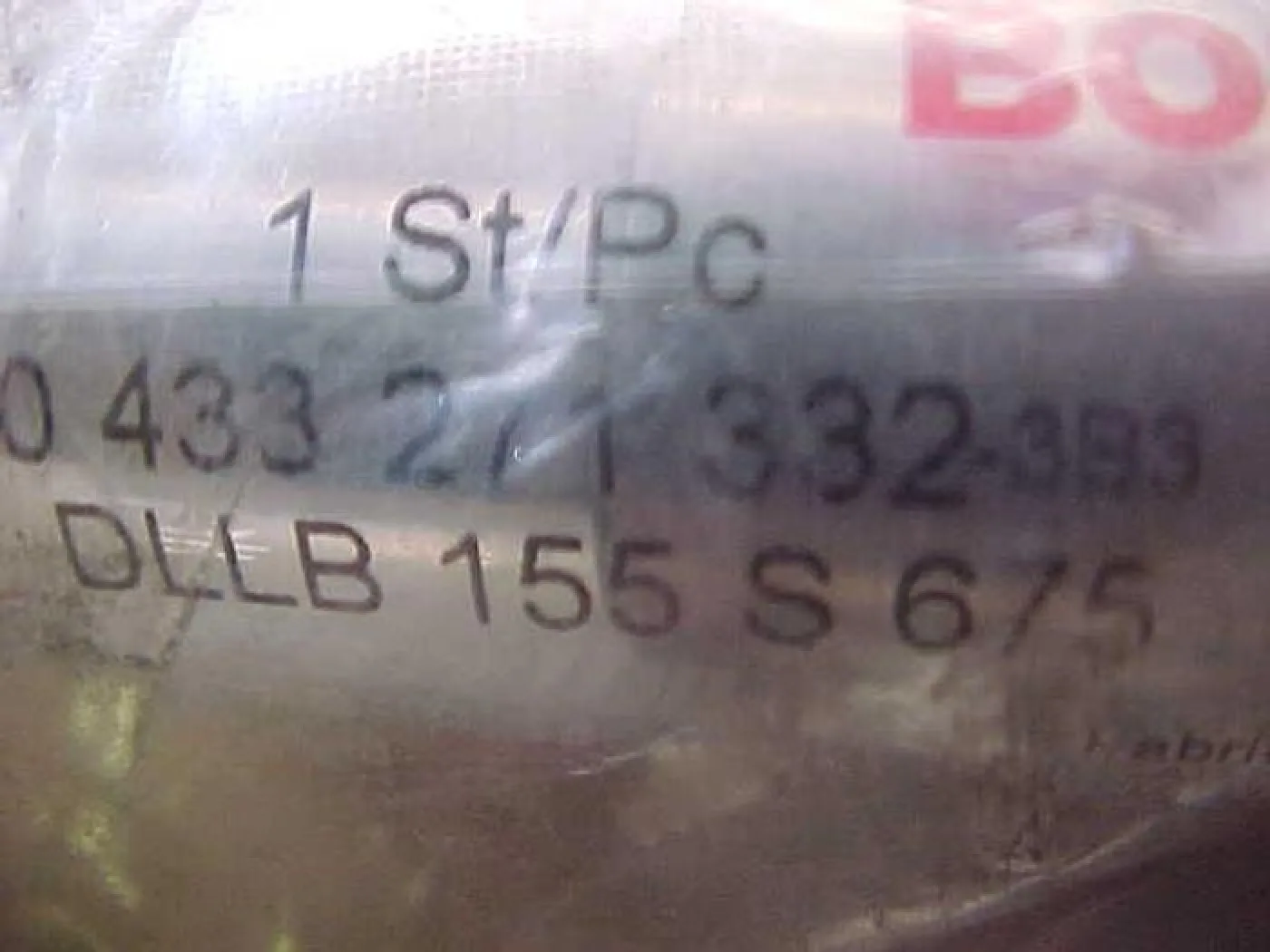 BOSCH INJECTOR NOZZLE DLLB155S675 NEW !! - 3