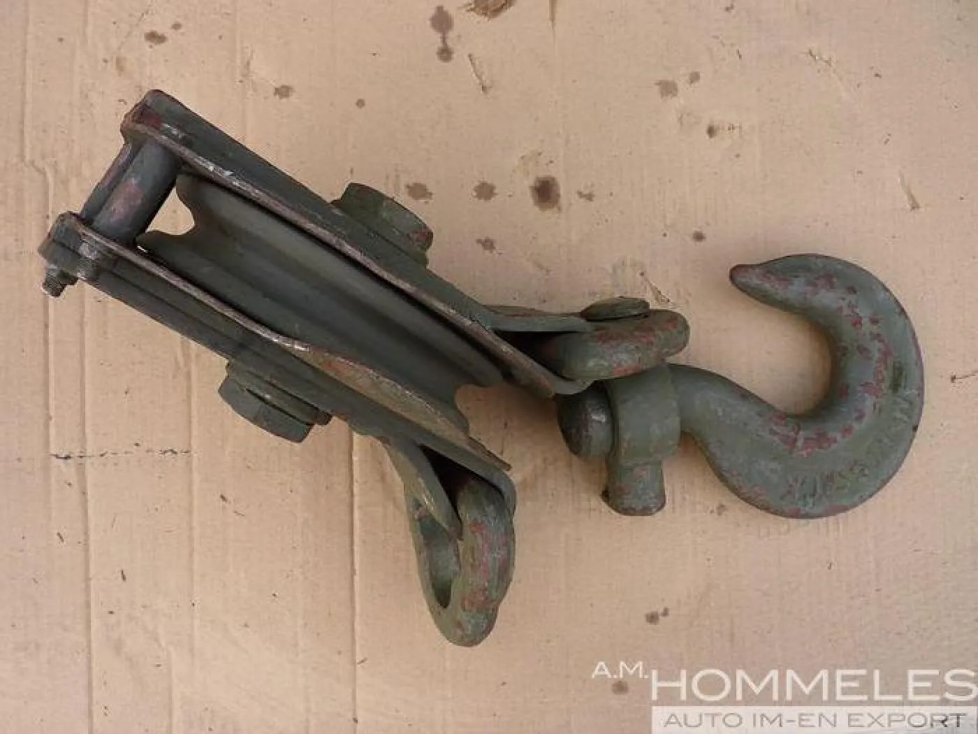 Snatch block with hook - 2