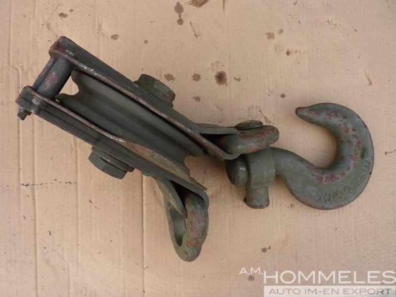 Snatch block with hook