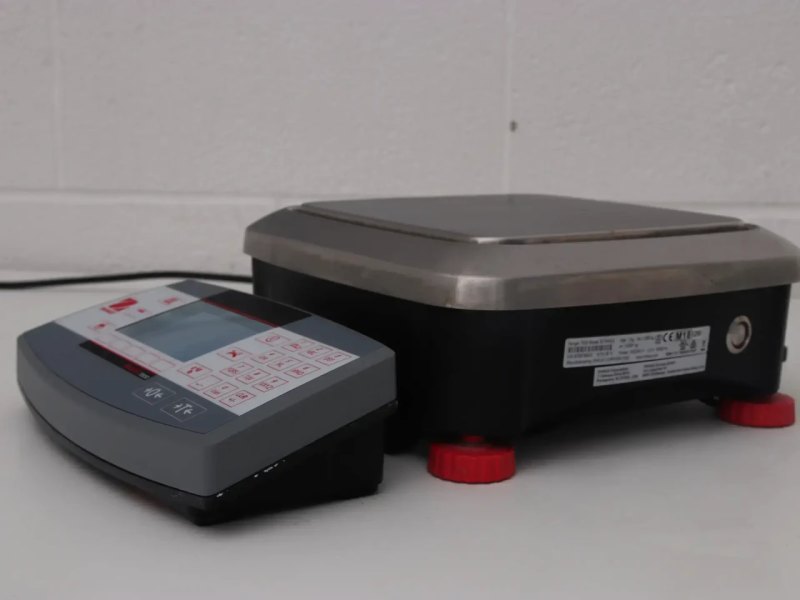Ohaus Ranger R71MHD3 Balance