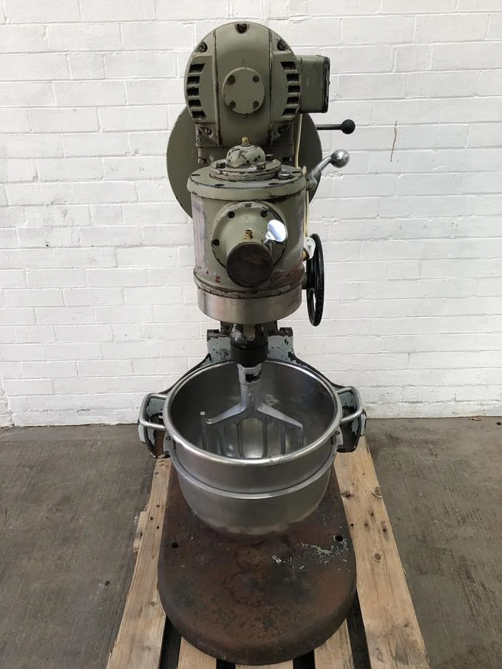 Hobart SE300 Planetary Mixer. Part Ex to Clear