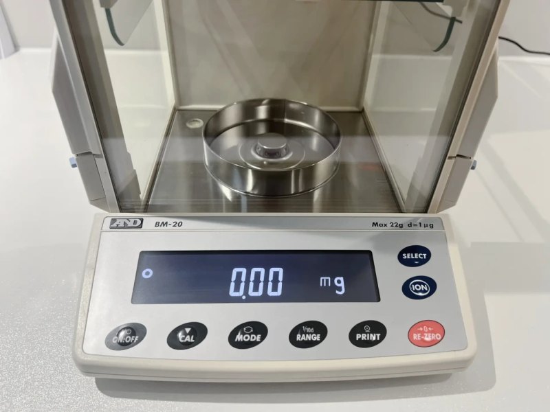 A&D BM-20 Micro Balance