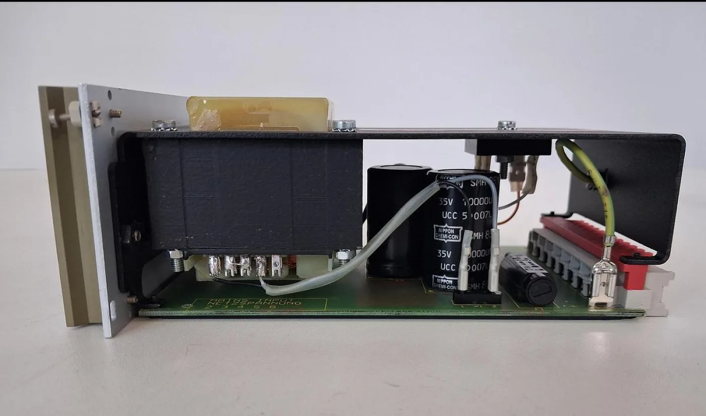 Schroff PowerPac PGG 124 Stromversorgungsmodul - 7