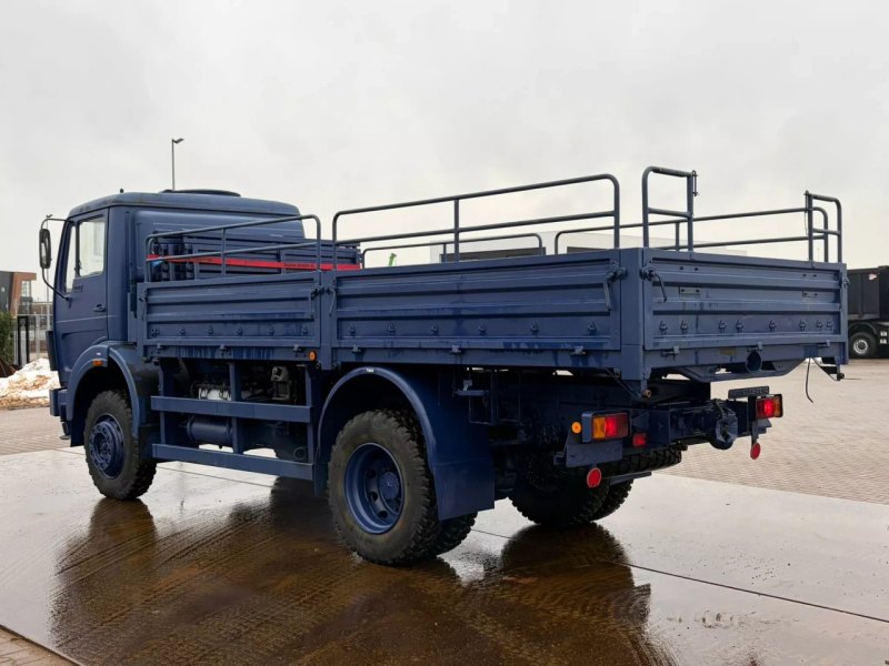 Mercedes-Benz 1017 4X4 blue 10 units available