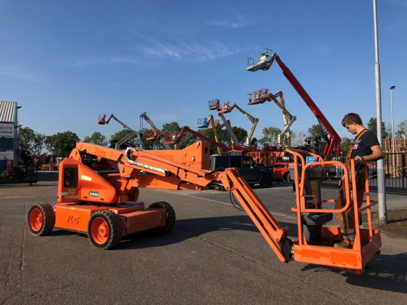 JLG E450AJ