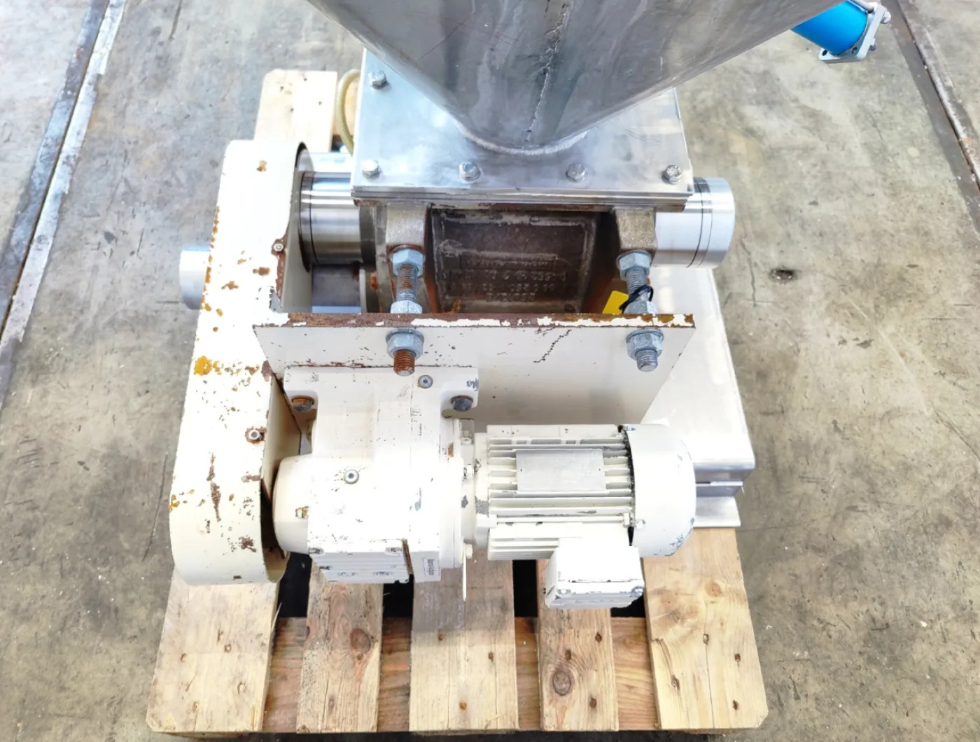 Motan D6320/21.6CC - Rotating valve - 8