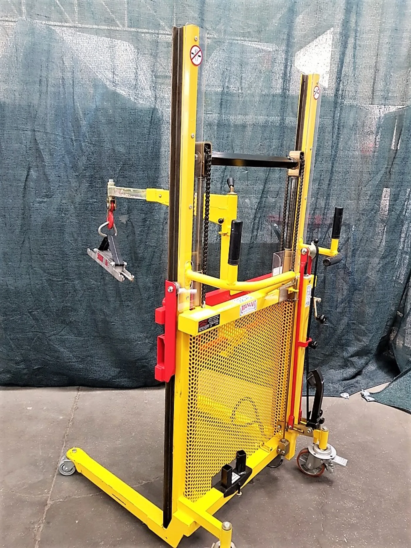 CARRELLO ELEVATORE IDRAULICO – MANUVIT MANUTENTION MOD. ELEVATORE - 4