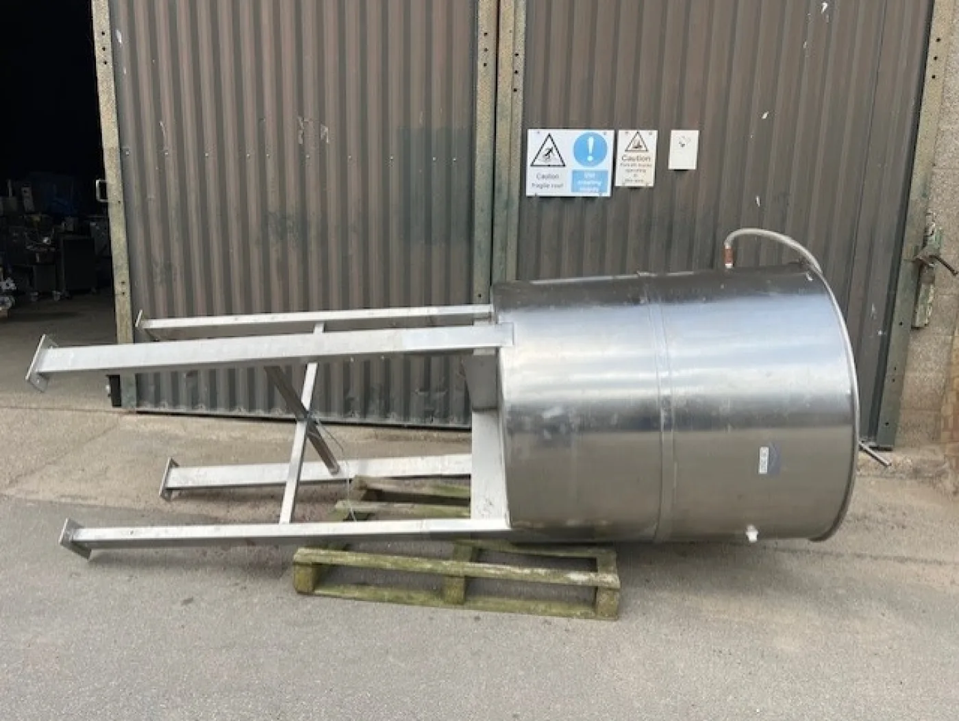 Oil Holding Tank - 1