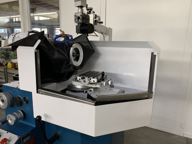 RECTIFIEUSE D’OUTILS EWAG TYPE RS-07