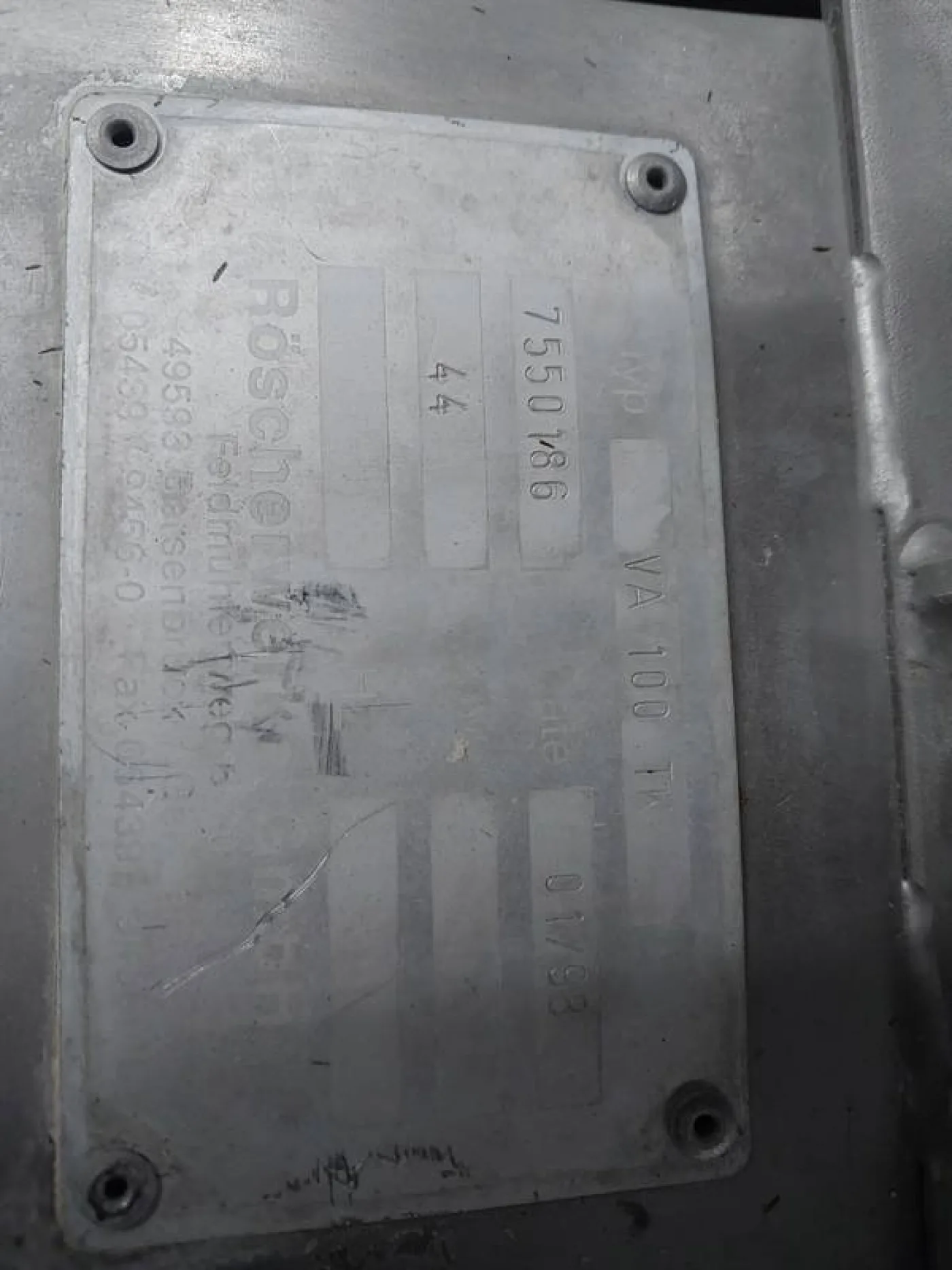 Vacuum buffer tank for fat and-or Spinal cord removal from carcasses - 3