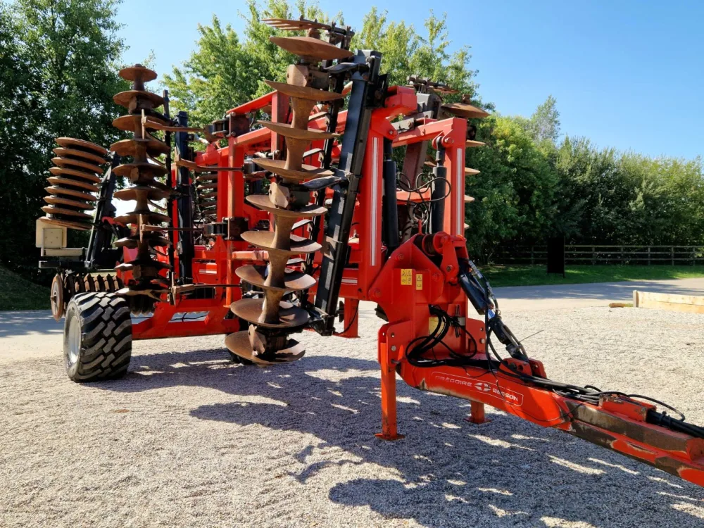 2011 Grégoire Besson DXRV HD 4.7m Discordon