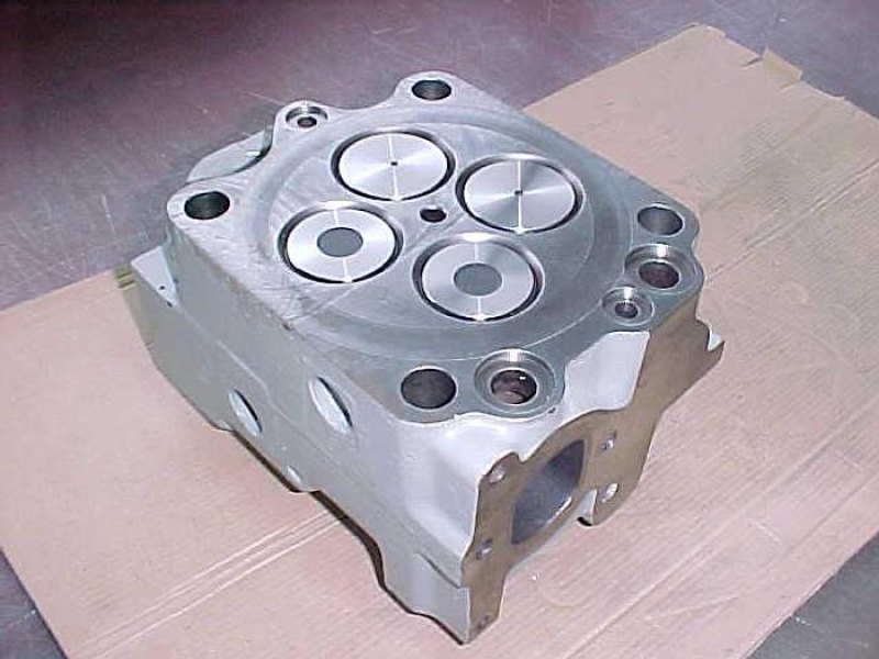 CYLINDER HEADS DEUTZ TBD 616