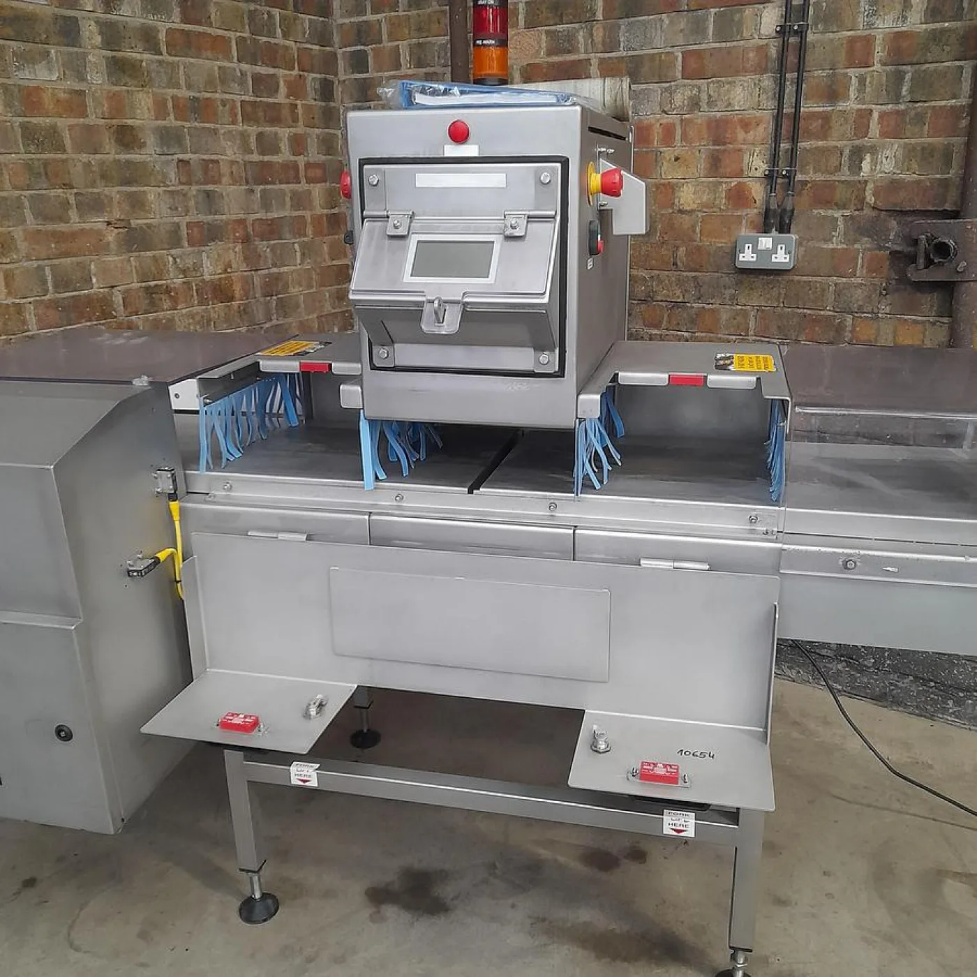 Loma Systems Sentry XR - XRay Machine - 5