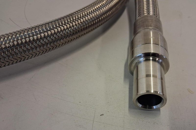 Swagelok PTFE-Teflonschlauch mit Edelstahlumflechtung – Typ SS-TH12TA12TA12-60, Länge 150 cm