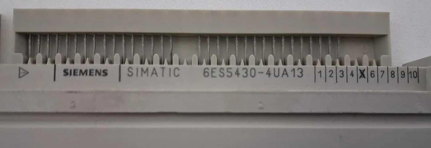 Siemens SIMATIC S5 6ES5 430-4UA13 Digital Input Module - 5