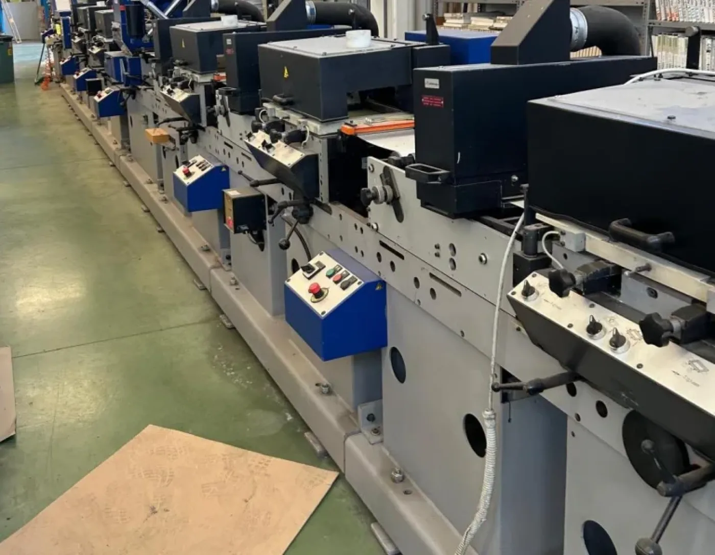 GALLUS T 180 S – 5-Colour Flatbed Screen Printing with Hot Foil and Die-Cutting - 8