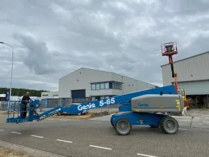 Genie S-65