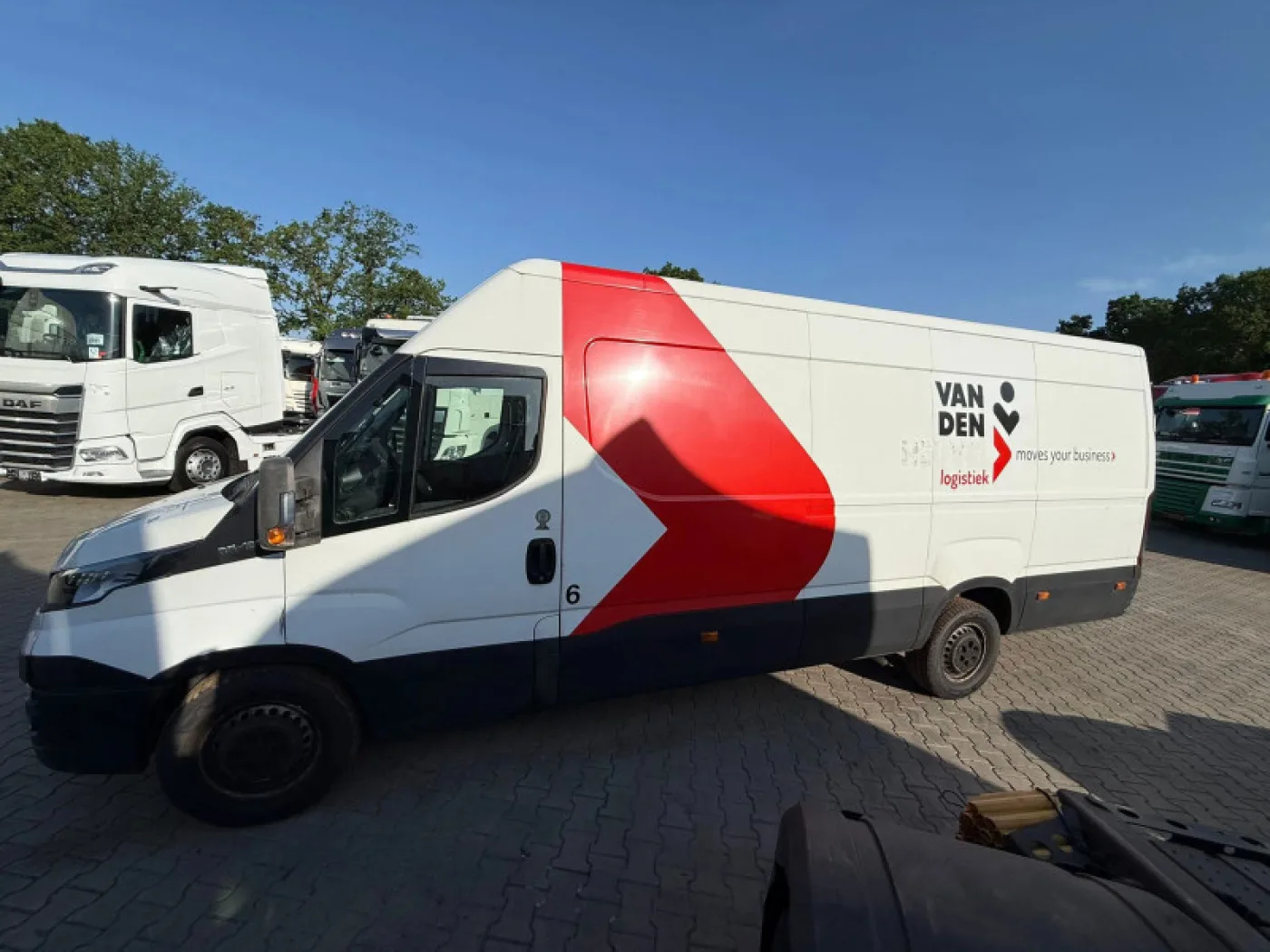 Iveco Daily 35S13 Engine Damage! Automatic Air Conditioning: High + Long - 4